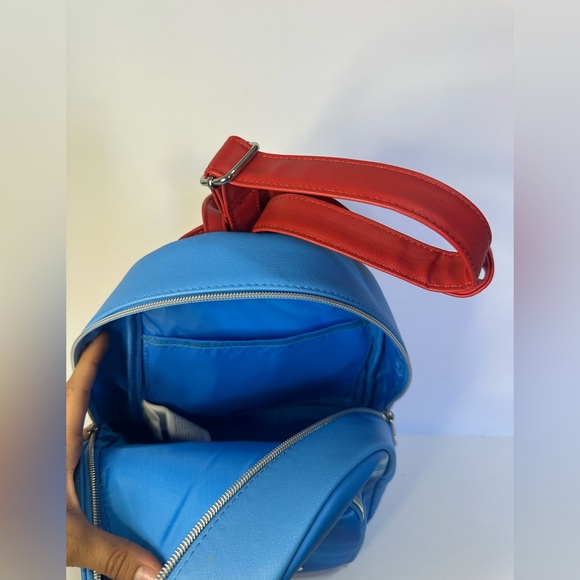 One Piece Mini-Backpack - Picture 3 of 5